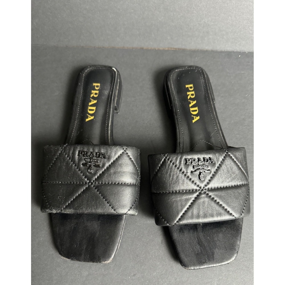 Prada Milano Women's Sandals Size 38 black Quilted Leather Logo Slide Italy